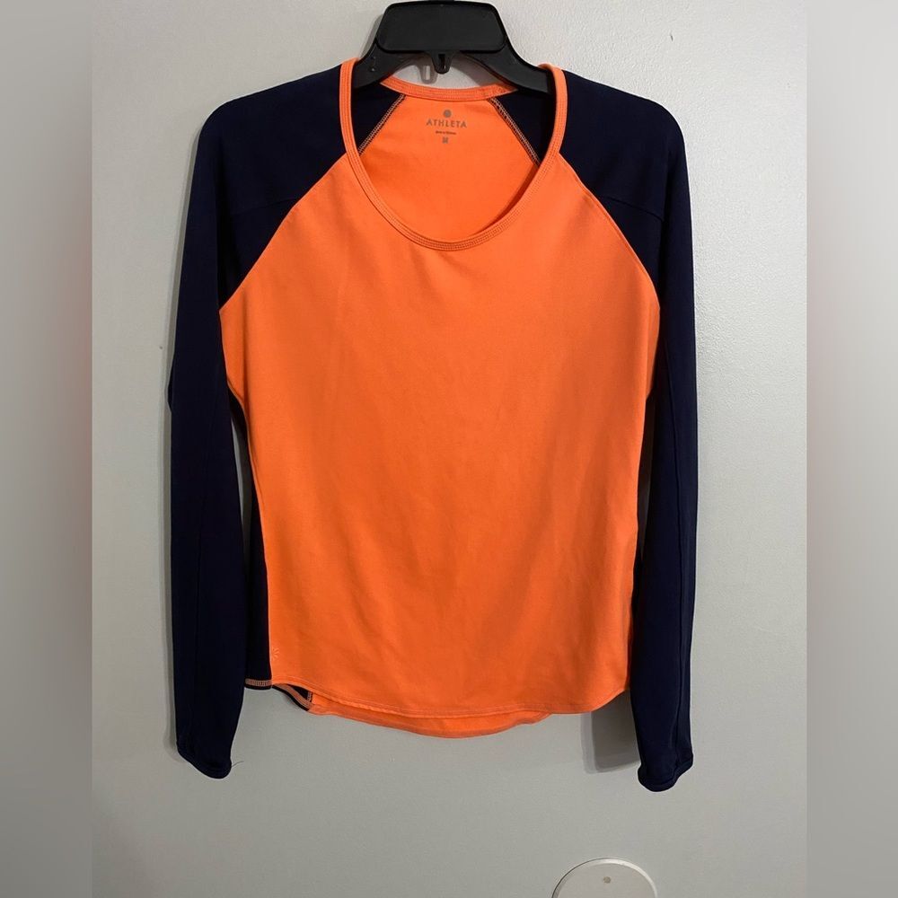 Athleta Orange and Navy workout shirt Size Medium